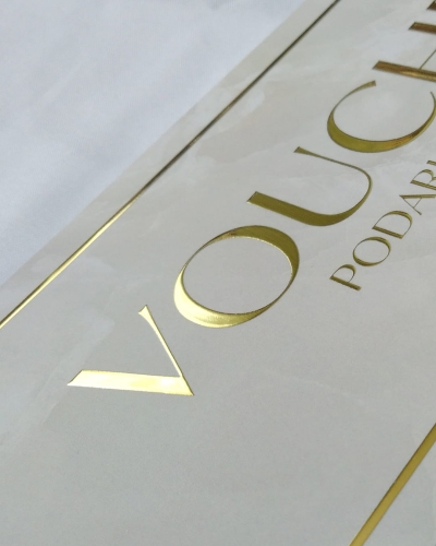 voucher voucher upominkowy bon podarunkowy druk voucherów, prezent voucher, voucher walentynkowy, voucher na urodziny, voucher beauty, voucher złocony, voucher gold, voucher spa, voucher dla dwojga, voucher indywidualny projekt, tani voucher