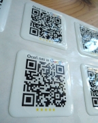 naklejki samoprzylepne, naklejki z indywidualnym projektem, naklejki 3D, naklejki na świece, etykiety samoprzylepne, naklejki premium, naklejki złocone, projekt naklejek, projekt etykiet, naklejki produktowe